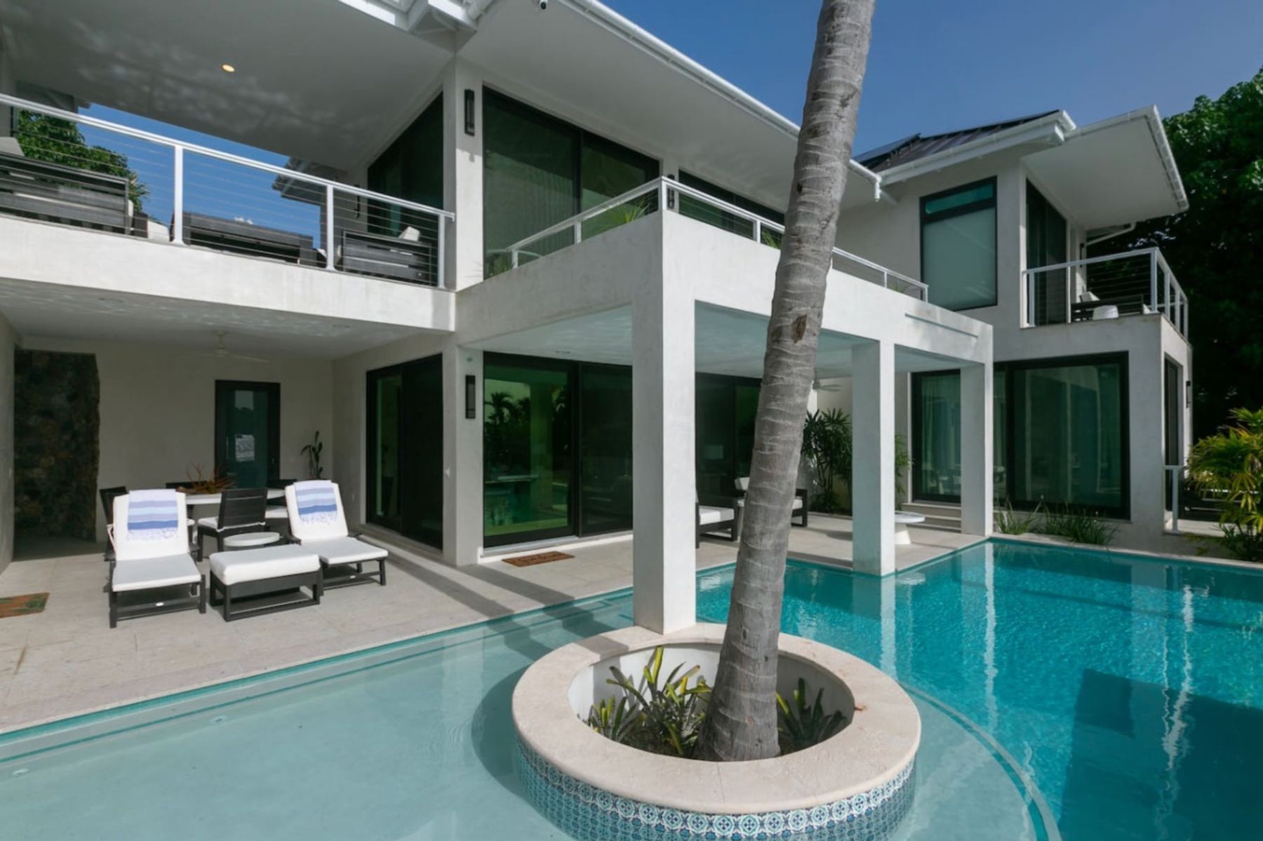 Sol Mate villa photo.